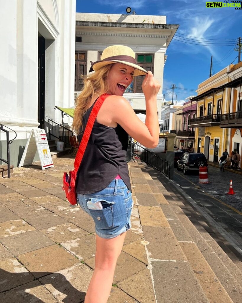 Katie Leclerc Instagram - Check out Fantasy Island on FOX airing TONIGHT (if you miss it, check us out on Hulu tomorrow) I had the most amazing time on this project and made incredible friends and also bought the coolest hat! I can’t wait to watch!! Puerto Rico