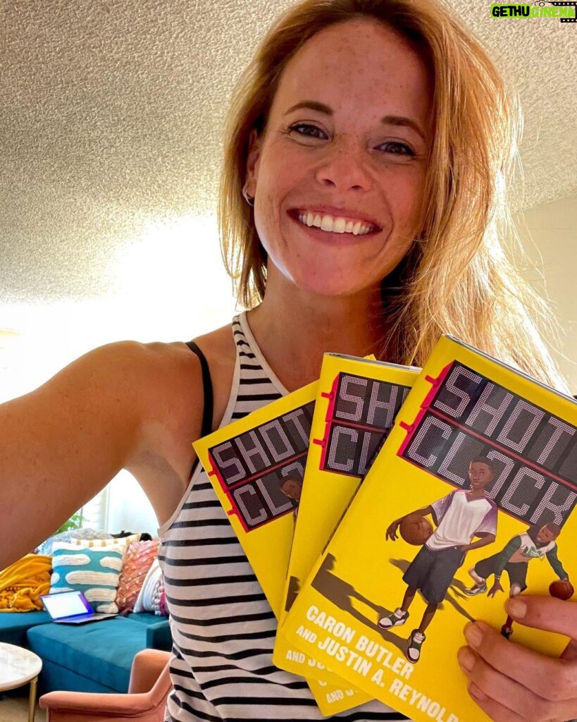 Katie Leclerc Instagram - When your friend writes their 2nd novel. #ShotClock available everywhere now! @caronbutler 🙌🏼🙌🏼