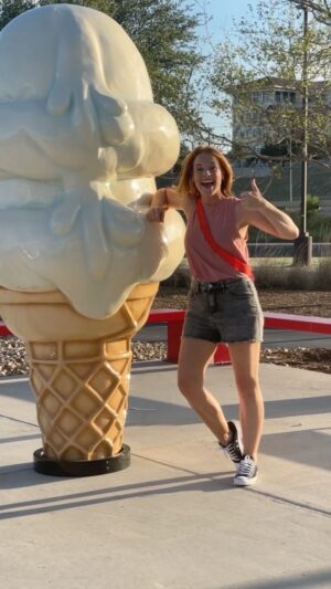 Katie Leclerc Instagram - What’s YOUR favorite ice cream flavor?? @andysfrozencustard helped me beat the heat! Creamy, smooth, bursts of chocolate! Hell freggin yea! #notanadjustafan
