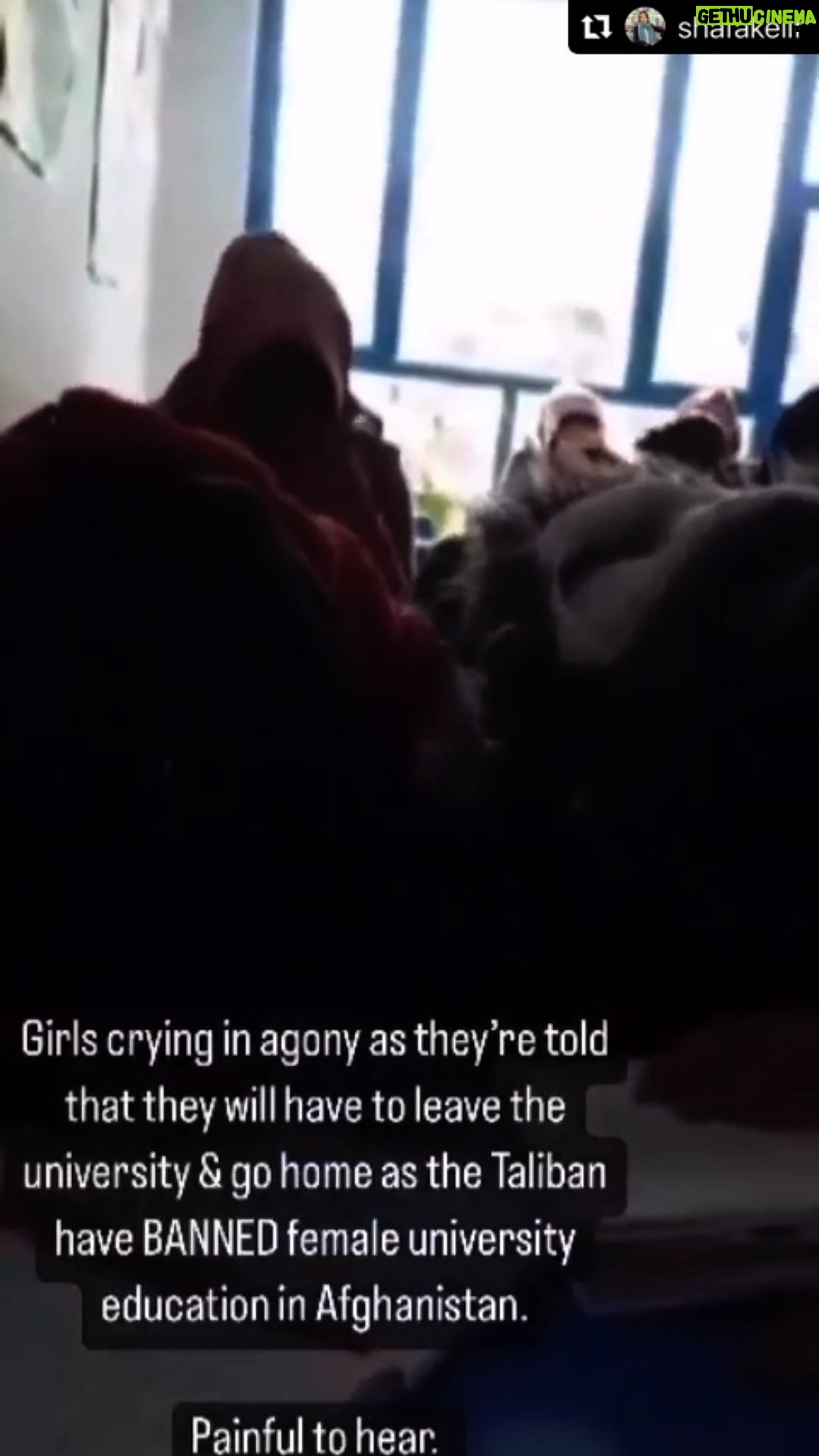 Katja Riemann Instagram - REPOST @shafakelif These young women, afghan students are crying because they were told, that they cannot continue their studies, that they have to leave university, that they are banned!! Banned by the Taliban law. It breaks my heart. The last perspective - gone. Oppressors, dictators, human rights violaters - they always start with women. Excluding them from a society, which is 51% female. In Iran they kill children, rape women to death and hang young men. In Afghanistan they try to make women vanish. In what kind of a world are we living in. It makes me so sick. And now - christmas, a celebration of love and altruism… @chooselove