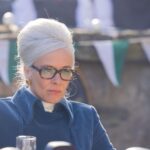 Katja Riemann Instagram - So. Nun isses soweit. Ab morgen ist die zweite Staffel der Serie „Unsere wunderbaren Jahre“ (etwas unglücklicher Titel, I know) in der @ardmediathek zu sehen. Alle sechs Folgen, bäng. Wir freuen uns. Die Dreharbeiten waren a celebration of joy und dafür danke ich unserer grossartigen Regisseurin und Headautorin @missmirathiel, unserem Director of Photography @thomas___schiller und allen anderen Heads der Departments, sowie jeder einzelnen Person am Set und behind the scenes, die diesen Film möglich gemacht haben. Und meinen bezaubernden Kollegen und Kolleginnen, auf die ich mich jeden Tag gefreut hab. Der Film spielt 15 Jahre später, in 1967/68. Bundesrepublikanisch wesentliche Jahre. Na, schaut selbst, ich bin gespannt. @vanessa_loibl @annamariamuehe @elisa_jo_lu @damianhardung