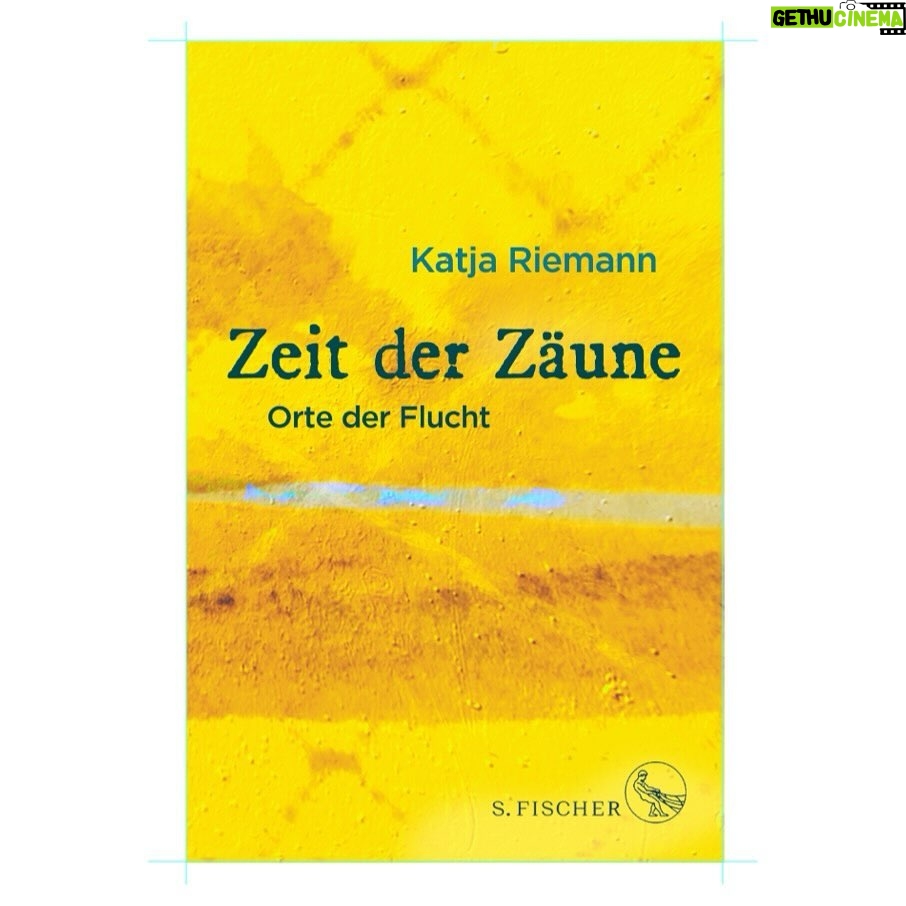 Katja Riemann Instagram - Nun ist es soweit! Aufregend!! Mein neues Buch erscheint am 28. Februar! Vorbestellbar bereits jetzt überall wo man Bücher vorbestellen kann. Ich bin damit im März und April auf Tour und werde diese Tage die Termine veröffentlichen. Freue mich, wenn wir uns dann sehen. @sfischerverlage Cover by @stephanstorp