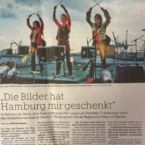 Katja Riemann Instagram - Heute feiert Hamburg unseren Film „bandits“, den wir vor ewigen Zeiten in der schönen Stadt drehten. @1stadt1film 
Wir freuen uns alle wahnsinnig über diese grosse Ehre, auch wenn Jazzee @jazmatab Coco @nicolettekrebitz und ich leider nicht vor Ort sein können. 
Aber unsere Regisseurin und Freundin @katjavongarnier ist da und unser Autor @uwewilhelm und unser Cinematographer Torste Breuer und unsere Filmarchitektin Susan Bieling. 

Danke, danke, danke ihr wunderbaren Kinogänger und bandits-Fans und bis zum nächsten Mal.

@taz.die_tageszeitung