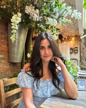 Katrina Kaif Instagram - 🩵🥤🇺🇸