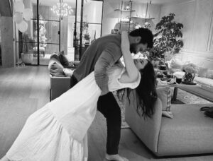 Katrina Kaif Instagram - A little dance , dher saara pyaar ….💕
Happiest birthday my 🤍