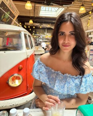 Katrina Kaif Instagram - 🩵🥤🇺🇸