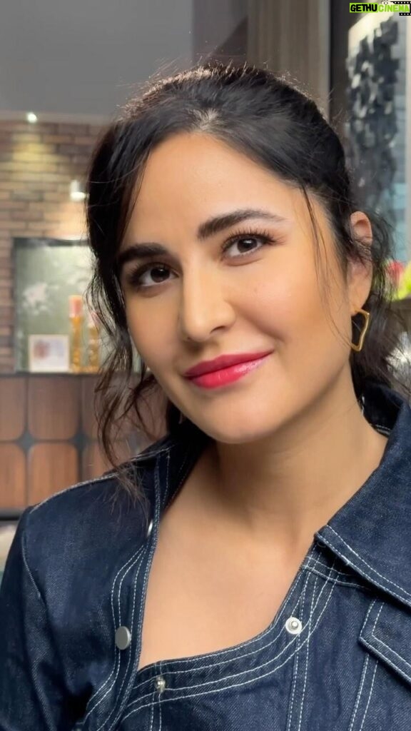 Katrina Kaif Instagram - Just taking a moment to rave about my favourite Lip Tint❤️ Shade - Zesty Color that lasts and doesn’t budge all day , all while keeping your lips beautifully hydrated💋✨ Perfect for those on-the-go glam moments🥰 And now for the exciting part😍- There’s a 10% off on @kaybykatrina lip tints at the Nykaa Pink Friday Sale! Shop Now!🛍️