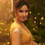 Katrina Kaif Instagram - Love and Light ✨🪔