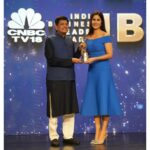 Katrina Kaif Instagram - We couldn't be more thrilled as @kaybykatrina wins the @cnbctv18india IBLA Break Out Brand of the Year Award! We have only you all to thank, for the immense consumer love we've received through the years on our products and this accolade is a testament to that! We promise to continue doing our best, ALWAYS!🤍 #ItsKayToBeYou #CNBCTV18IBLA