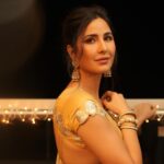 Katrina Kaif Instagram - Love and Light ✨🪔