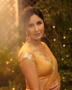 Katrina Kaif Instagram - Love and Light ✨🪔