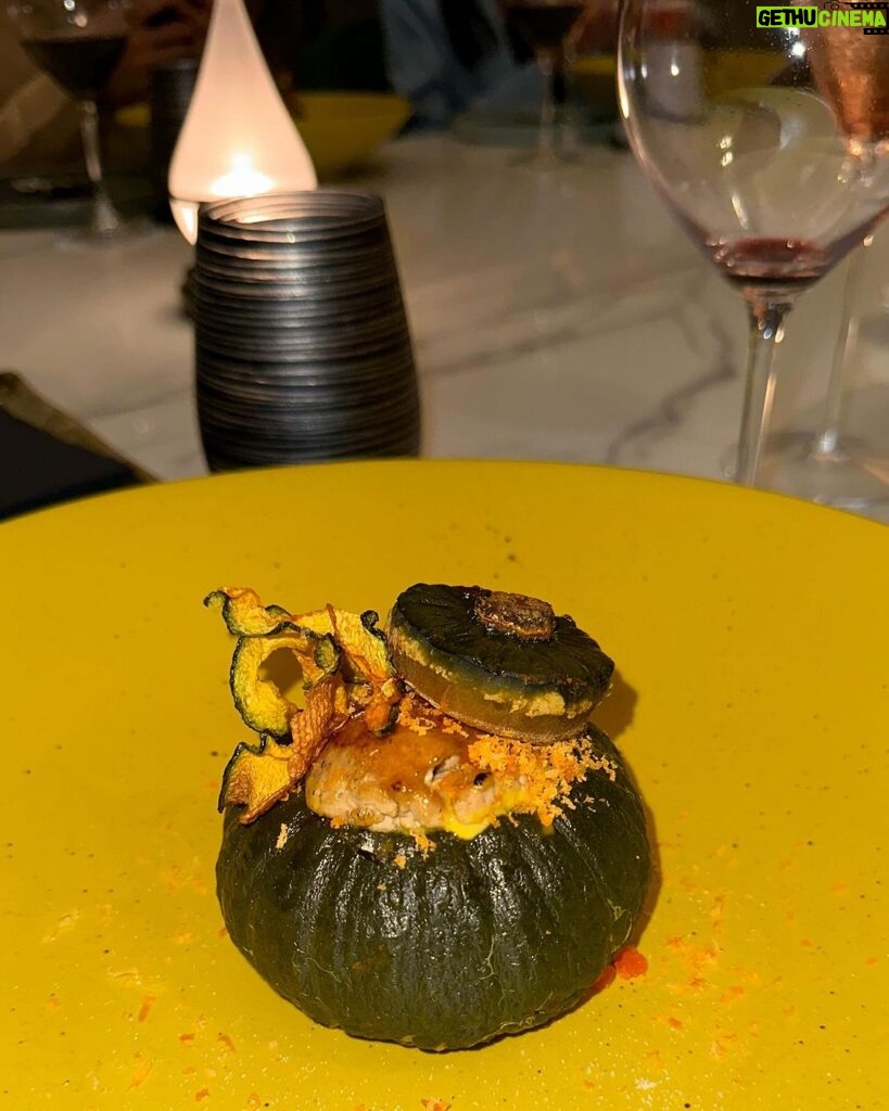 Kavinpat Thanahiransilp Instagram - matty’s day🎈🎁 Jim Thompson, A Thai Restaurant