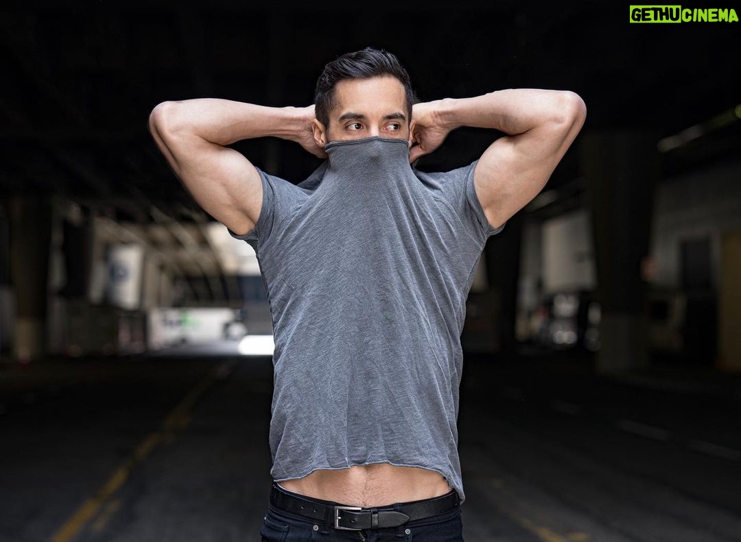 Keahu Kahuanui - 10K Likes - Getting ready for #nycc like... “Can this count as my cosplay?” I wish... Who’s going to be there? It’s that time of year again when the anxiety of creating an epic costume (or five) creeps up on crafters. I see you. Feel like you set the bar so high for yourself that you can’t just phone it in? Same. But guess what, #worthit. If you’re in the final stretches of finishing that sick ass costume for Comic Con, I’m looking forward to seeing it next week. You guys are so damn clever and creative. I’ll be creeping around the floor in my own. Get pics with everyone. You never know who it might be in disguise ;)