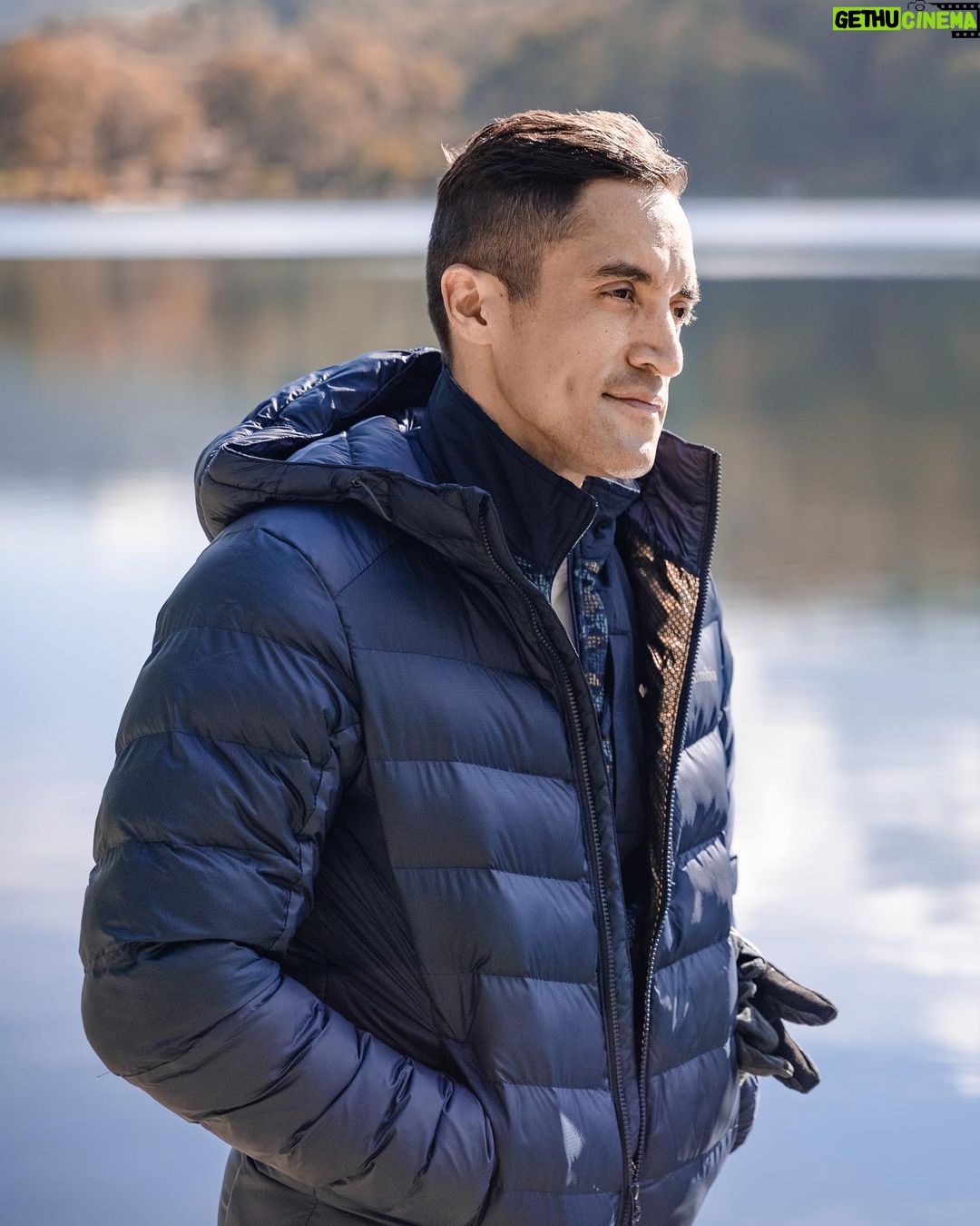 Keahu Kahuanui Instagram - #ad How to not freeze this winter season in 4 easy steps: 1) Get yourself a @Columbia1938 Omni-Heat Infinity jacket (preferably this snazzy blue one IMO) with heat reflecting, GOLD dot lining that looks like it could help you survive the cold... IN SPACE 2) Go somewhere cold, like OUTSIDE (but not actual outer space), to enjoy nature -unphased- by frigid temperatures (see example above) 3) Cuddle with aforementioned Omni-Heat Infinity jacket because it's super cozy 4) Remember to just say ‘no’ to being cold. #GoldBeatsCold. Now, tell me, what is your favorite season and why is it winter? #cspartner 📷: @shauniebegley Somewhere In Upstate New York