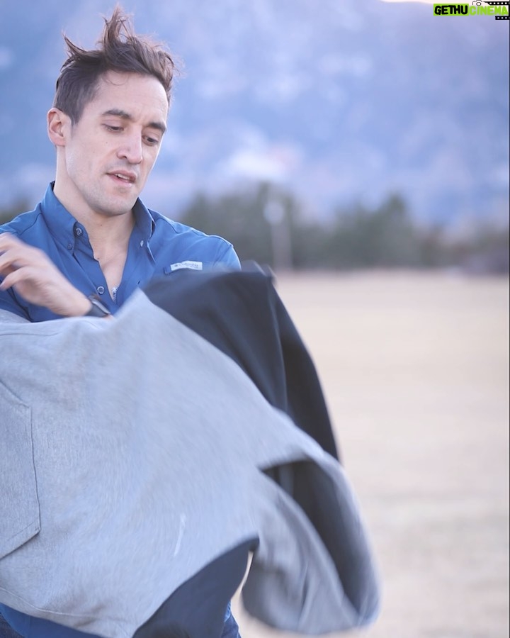Keahu Kahuanui - 9K Likes - #ad Winter is in the air and I love it. Growing up in a warm and tropical climates, I was always told how much I would hate the winter when I found out what it’s like... could not be further from the truth. I know this year hits different but you can still go after all the things to keep you warm through it; hot drinks, toasty fires and cozy, warm clothes. Check out @columbia1938 and Columbia.com for that winter gear I seriously can’t get enough of (maybe even a few gifts for friends and the fam). #unwraptheoutdoors