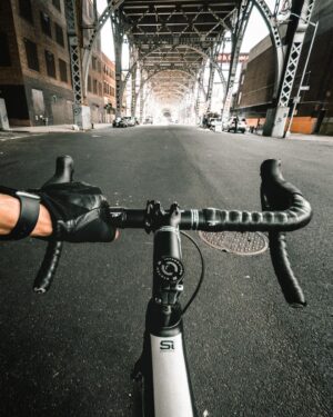 Keahu Kahuanui Instagram - Everyone keeps telling me, “Explore outside the city!” Well, I did it. This is not a picture of that moment. I’ve managed to get 10+ miles out of NYC city limits at least four times in the past month and am making a list to post. 
Any recommendations that are reachable for a day trip? Tell me your secrets!
Brooklyn doesn’t count.