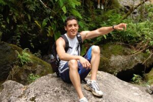 Keahu Kahuanui Instagram - 21 seems so long ago… still doing a lot of the same in my free time though:

1) hiking the Kalalau trail
2) running - that was prob just after a 400m sprint
3) hiking down to the beach
4) making a snowman on a frozen lake
