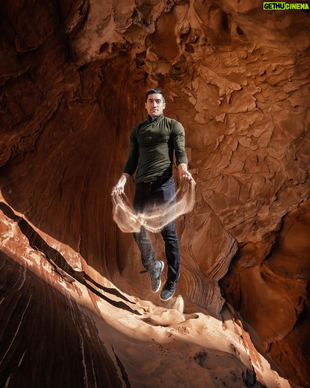 Keahu Kahuanui - 9.7K Likes - When you start to get sand in your shoes but then you remember you can earth bend… #tbt
🔥, 💧, 🪨 , 💨?