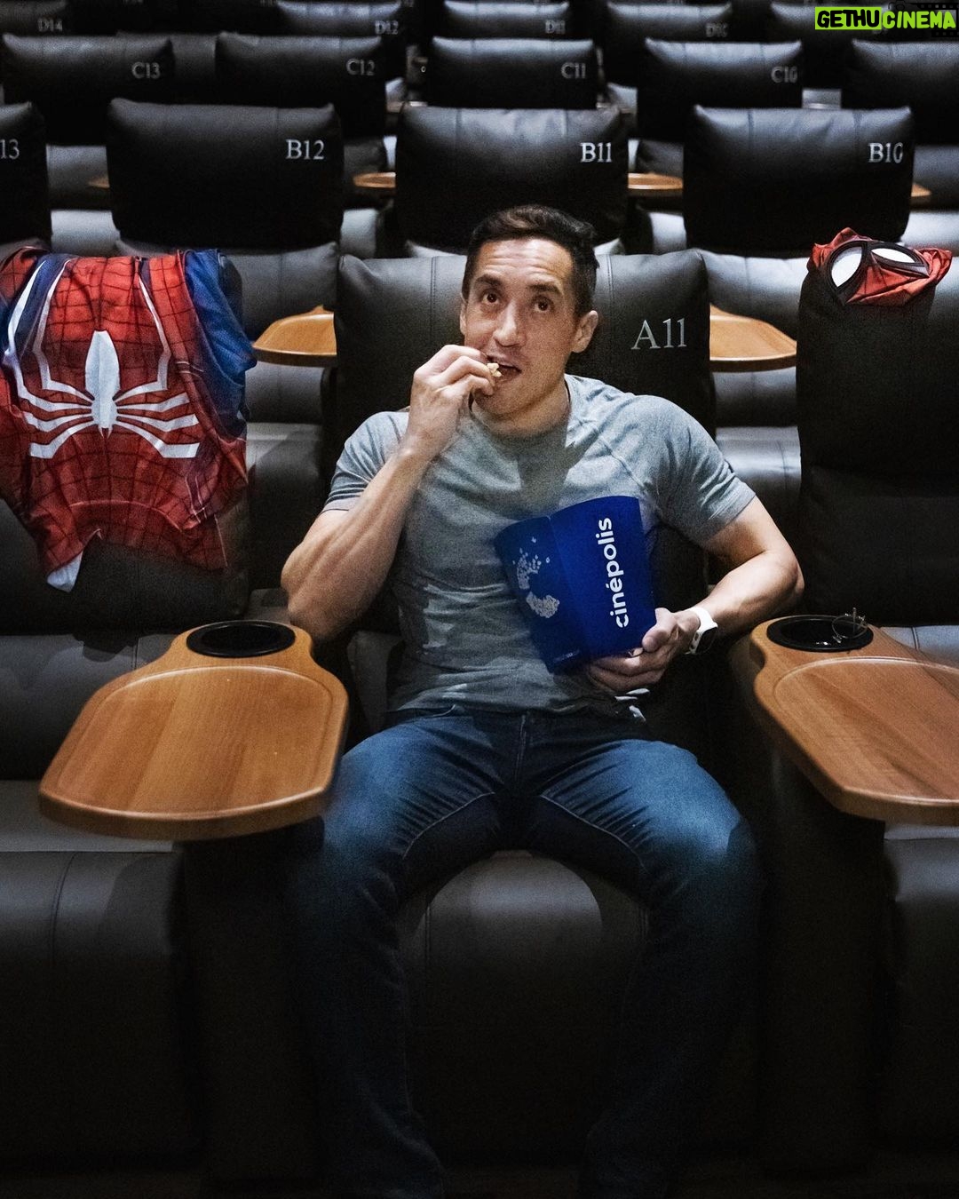 Keahu Kahuanui - 7.9K Likes - I’m not saying I was bitten by a radioactive spider in this universe but I’m also not saying I wasn’t. Finally got some free time to watch No Way Home but had to overlap a burger + drinks + popcorn in order to manage. Yes, I eat carbs. Anyone else go to full service theaters?