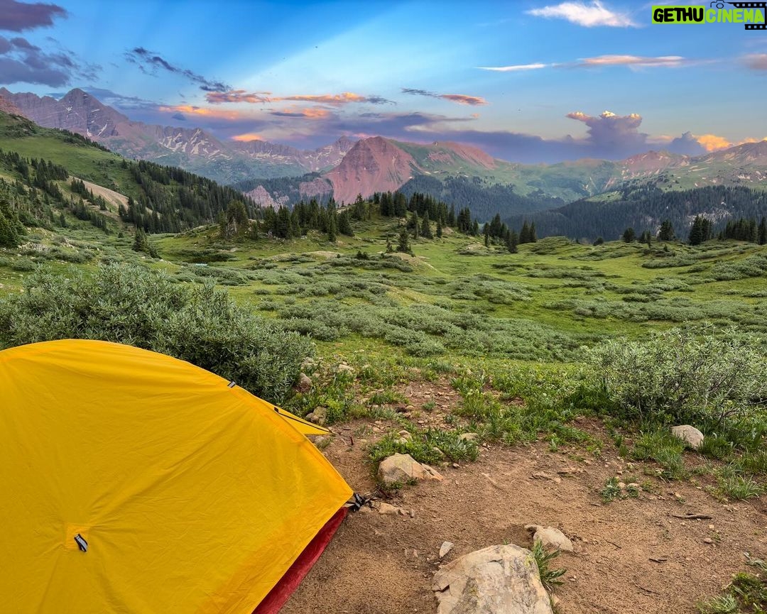 Keahu Kahuanui Instagram - One of the most beautiful backcountry areas in America (imo) and luckily one I’ve spent a lot of time exploring is in Colorado. Spring, Summer, fall or winter, 🏔️ Aspen Snowmass Wilderness 🏔️ has never disappointed and this 27 mile, 8200ft gain, high elevation trek over 3 days was no exception. I actually want to come back and try to trail run this in a day 🫠. Any takers 😅? #roamtheplanet #mountains #hikingtrails #hikingadventures #optoutside #hikingtips #ourdailyplanet #whyihike #explorecolorado #fourpassloop #exploreaspen #k2o Aspen, Colorado