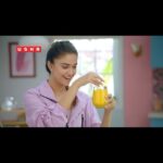 Keerthy Suresh Instagram – Experience fast & fresh grinding with Usha Trienergy+ 800 W Copper Motor and Square Shaped Quadri Flow Blender Jar. 
@UshaCookOfficial

 #Ushacook #Usha #cooking