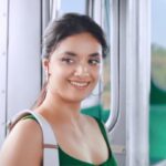 Keerthy Suresh Instagram - Skin care isn’t easy. Especially when you have a hectic schedule. So how do I glow every day? @chandrikarealayurveda #ChandrikaRealAyurveda #ProblemFreeSkin #Thilakam #NaturalGlow #InganeIngane
