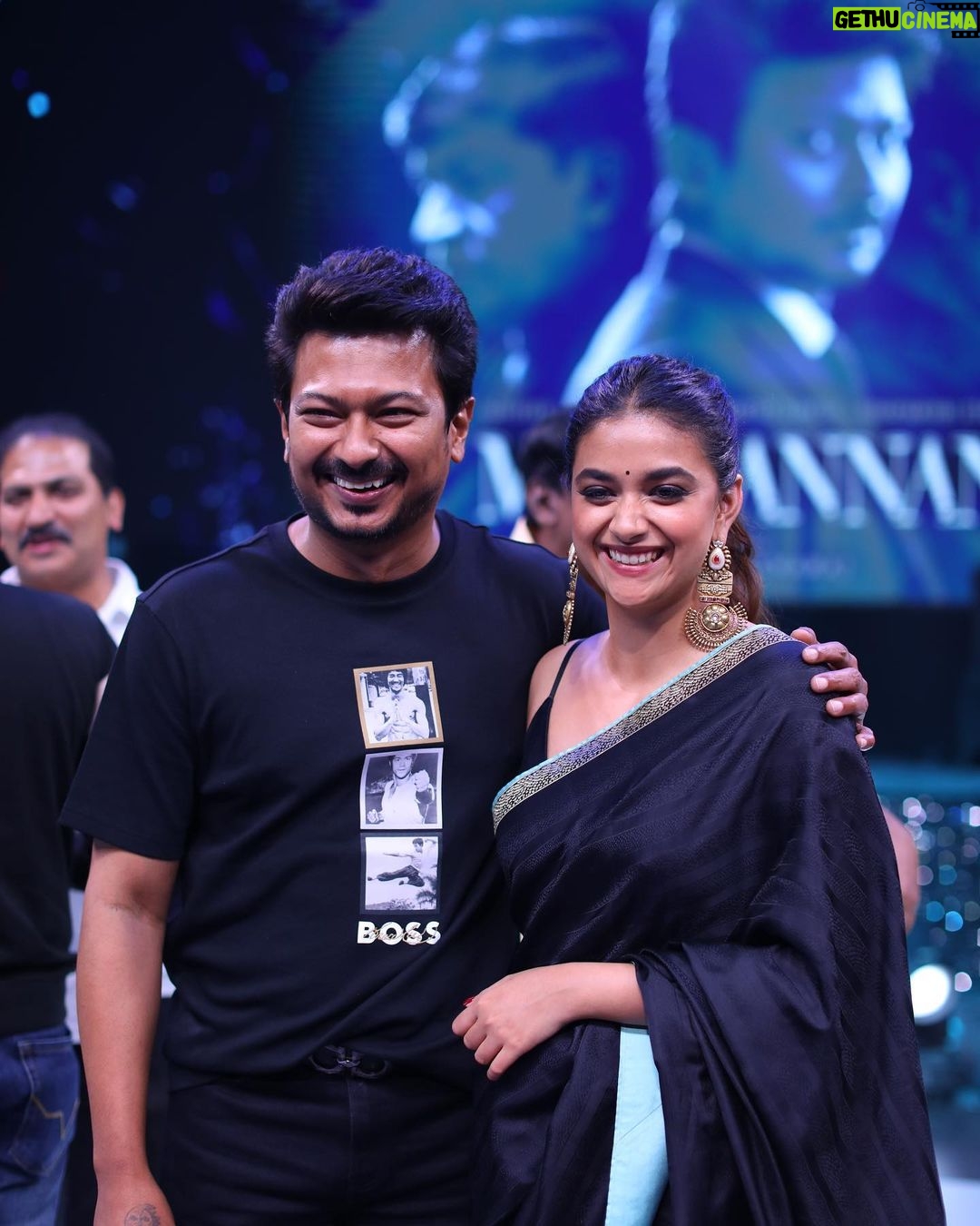 Keerthy Suresh - 1.6 Million Likes - An amazing night with some amazing people! 🖤
Can’t wait for the release!
#MAAMANNAN #AudioLaunch #Candids