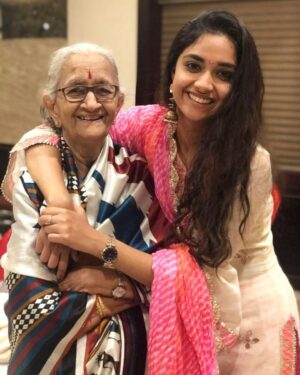 Keerthy Suresh Instagram - தாய் இல்லாமல் நான் இல்லை ❤️

#HappyMothersDay