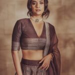 Keerthy Suresh Instagram - Shades of #Dasara 🤎 3 days to go! #DasaraPromotions #DasaraOnMarch30