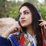 Keivan Mohseni Instagram - گوش تا گوش به صحرا بخرام و نهراس شیرها خاطرشان هست که آهوی منی . . . . دوست و همسر بی نظیر من. #love #friend #wife #brilliant #beautiful Gerash