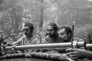 Keivan Mohseni Instagram - عکس‌های پشت صحنه فیلم‌کوتاه «میا» (Haze Over) به کارگردانی علی قاسمی

عکاس اردلان آزرمی @ardalan.azarmi 

ممنون از همکارانم در گروه فیلمبرداری؛ ستار گودرزی، حسین شباهنگ، آریا یزدی و یوسف جوان
با تشکر فراوان از رضا مرشدی