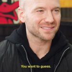 Keke Palmer Instagram – It was love at first hot wing 🤪— this was too kind @seanseaevans 🫶🏾