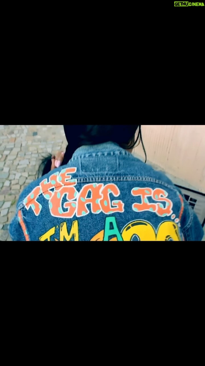 Keke Palmer Instagram - I was 24, living in Berlin, blasting Tay K in the streets of Prenzlauer Berg 🤣🫶🏾