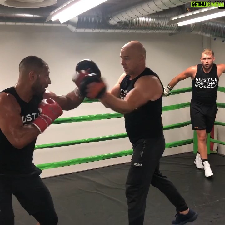 Kell Brook Instagram - Iron Sharpens Iron @saundersbillyjoe ⚡️ . . . #Boxing