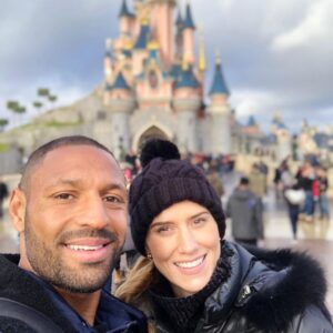 Kell Brook Instagram - Happy Birthday to my beautiful better half Lindsey. Me and the girls love you more than you’ll ever know and we’re looking forward to spoiling you today❤️
-
-
-
 #Happy #Birthday #Lindsey #Lindseh #Familia