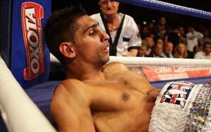 Kell Brook Instagram - “Please Mr Brook don’t rehydrate and hurt me “ ‬😢
.
‪This DIVA still thinks he’s a celebrity and in the Jungle rationing what I can eat?? 🤦🏾‍♂️ .
.
‪@amirkingkhan I’ll weigh in at 147, and then eat whatever I like‬! 😎
.
. ‪#Khanivore
 #TooShookForBrook