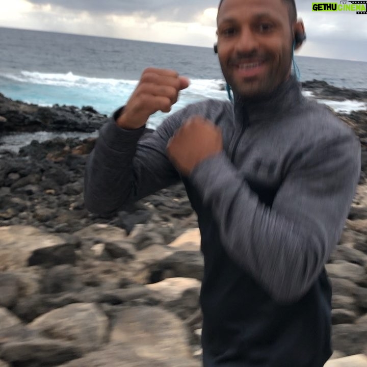 Kell Brook Instagram - beach run this AM!