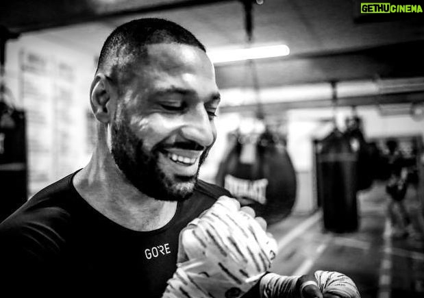 Kell Brook Instagram - Happy Boxing-day peeps, Let’s keep that work moving! 😁 Sheffield