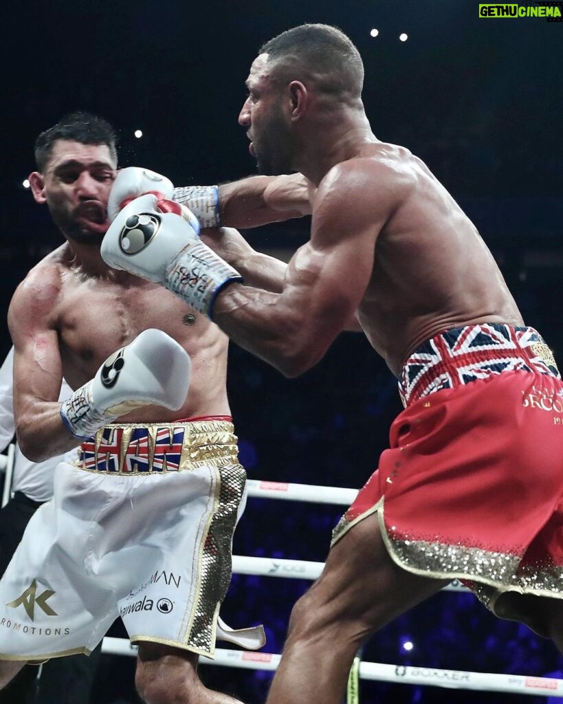 Kell Brook Instagram - 𝐎𝐧𝐞 𝐲𝐞𝐚𝐫 𝐚𝐠𝐨, 𝐚𝐧 𝐞𝐩𝐢𝐜 𝐫𝐢𝐯𝐚𝐥𝐫𝐲 𝐰𝐚𝐬 𝐜𝐨𝐧𝐜𝐥𝐮𝐝𝐞𝐝 🤝💥 @specialkellbrook stopped Amir Khan in the 6th round at a sold-out AO Arena. An unforgettable record-breaking night 🙌 #BOXXER | @skysportsboxing