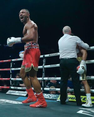 Kell Brook Instagram - 𝐎𝐧𝐞 𝐲𝐞𝐚𝐫 𝐚𝐠𝐨, 𝐚𝐧 𝐞𝐩𝐢𝐜 𝐫𝐢𝐯𝐚𝐥𝐫𝐲 𝐰𝐚𝐬 𝐜𝐨𝐧𝐜𝐥𝐮𝐝𝐞𝐝 🤝💥

@specialkellbrook stopped Amir Khan in the 6th round at a sold-out AO Arena. An unforgettable record-breaking night 🙌

#BOXXER | @skysportsboxing