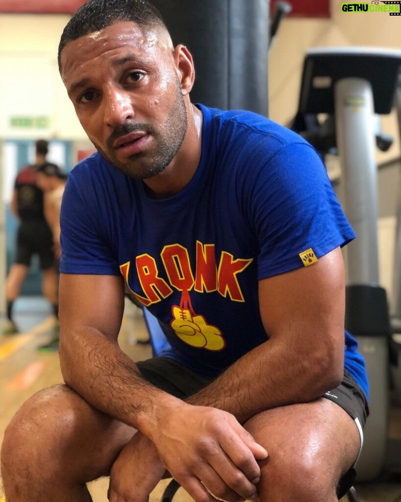 Kell Brook Instagram - Another day Winco-banked with that @kronkclothing drip 💧 Ingles Boxing Gym