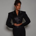 Kelly Rowland Instagram – 🖤when your kids ask, “when is it my turn?”🖤