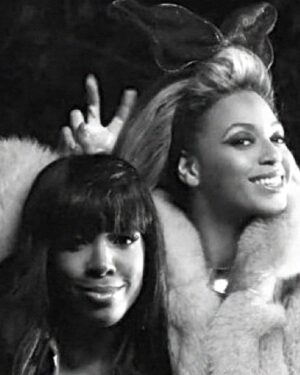 Kelly Rowland Instagram - Til the Wheels Fall Off!!
I Love You!!!
HAPPY BORNDAY B!