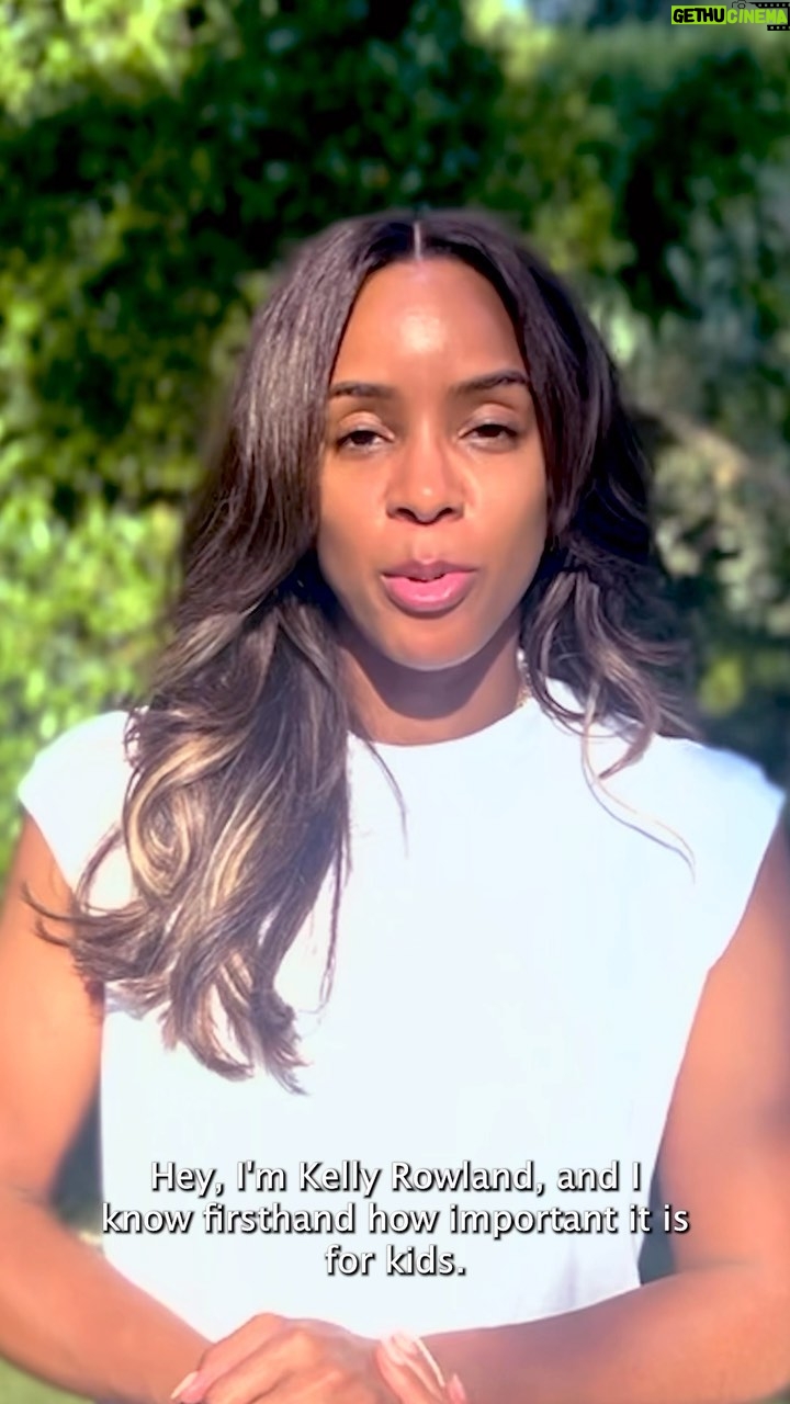 Kelly Rowland Instagram - We are grateful to have the support of the incomparable @kellyrowland as she amplifies awareness about free meals sites for kids and teens nationwide this summer! 🙌⭐️ Let’s continue to work together to help make #NoKidHungry a reality! #ShareSummer #NoKidHungry #SummerMeals