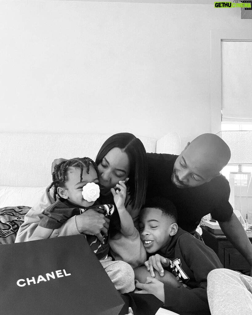 Kelly Rowland Instagram - Timothy Jon—— I can’t believe how lucky I am this life to call you mine, my baby daddy, the love of my life! Your heart, your soul, you are a thoughtful, intentional, patient, Father! TITAN, NOAH & I are so blessed to call you ours! Thank you for all that you are! But most of all, our blessing! HAPPY FATHERS day my ♥️!!!!!!