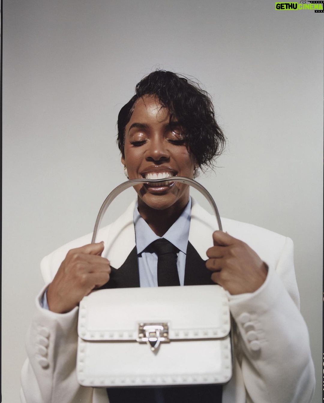 Kelly Rowland Instagram - Thank You @nylonfrance for such a fun shoot! I’ve been so excited to share this for months!