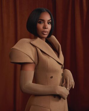 Kelly Rowland Instagram - don’t mind me just changing my phone’s wallpaper. MEA CULPA is now streaming

📸: @mr_dadams