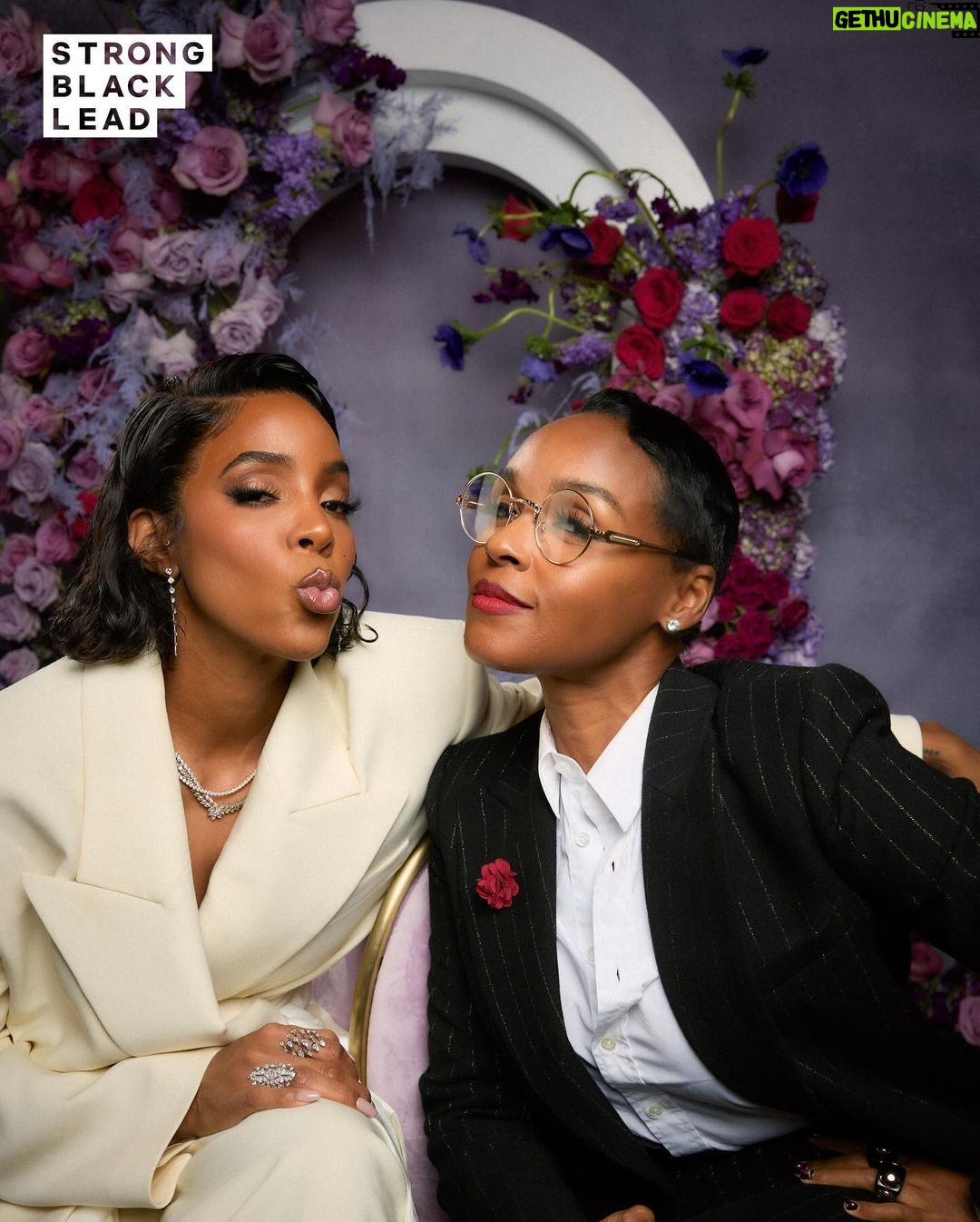 Kelly Rowland Instagram - I will never forget this evening! The women in this room, the talks and laughs shared! Thx You @tylerperry @netflix @strongblacklead For a this night! Heart Is still full♥️ #1 #meaculpa
