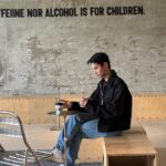 Ken Lertsittichai Instagram – Neither caffeine nor alcohol is for children. ☕️

#beijing