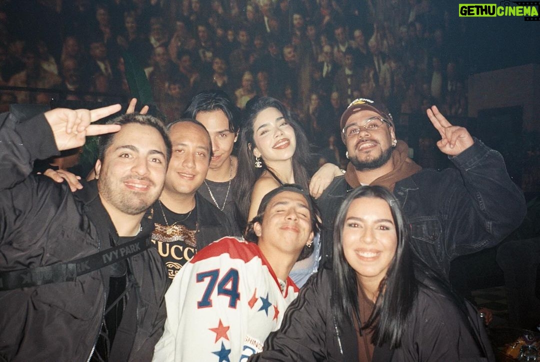 Kenia Os Instagram - 😄 martinisssssxxx Mexico